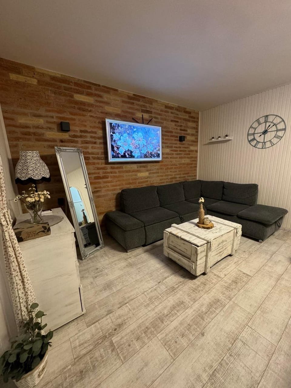FYRED Vintage Apartman Apartment hotel in Hungary