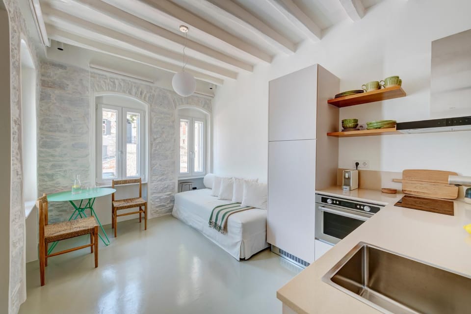 Aplotis home House in Decentralized Administration of the Aegean