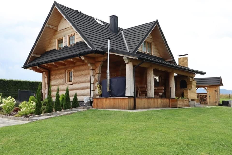 Property building, Garden, Garden view