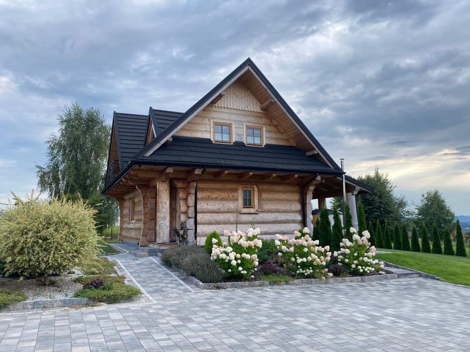 Property building, Natural landscape, Garden, Garden view
