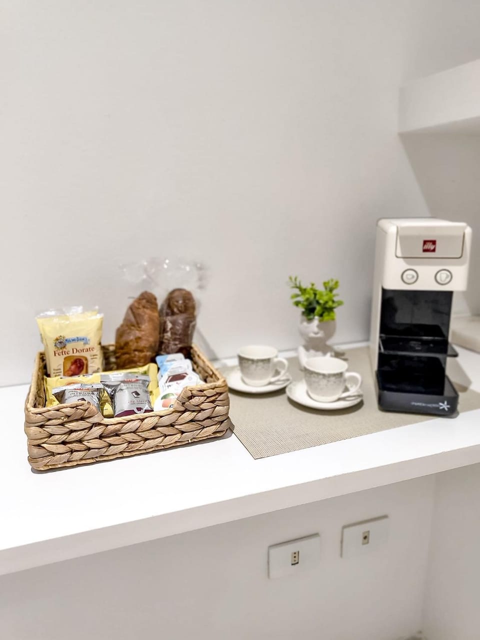 Coffee/tea facilities