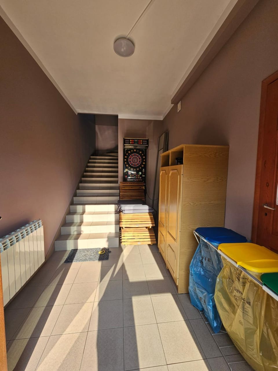 Property building, Facade/entrance, Lobby or reception