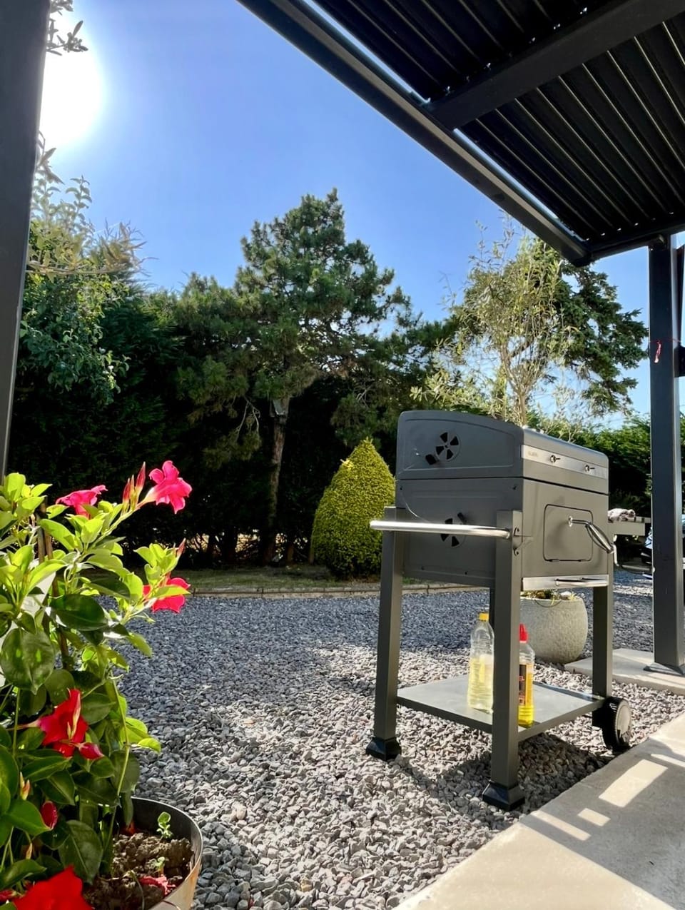 BBQ facilities, Garden view