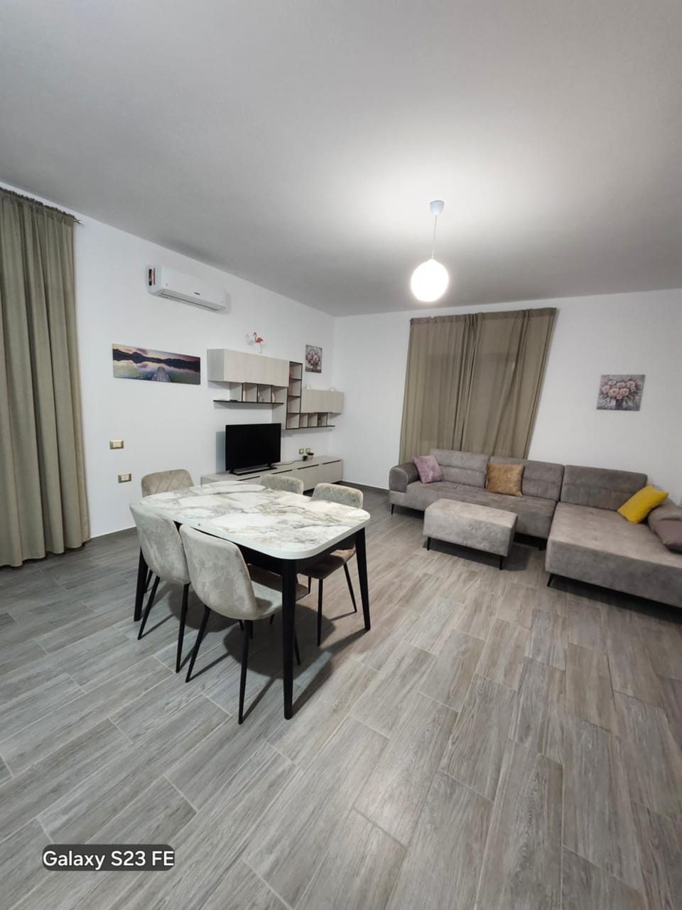 Albert's house for rent House in Vlorë