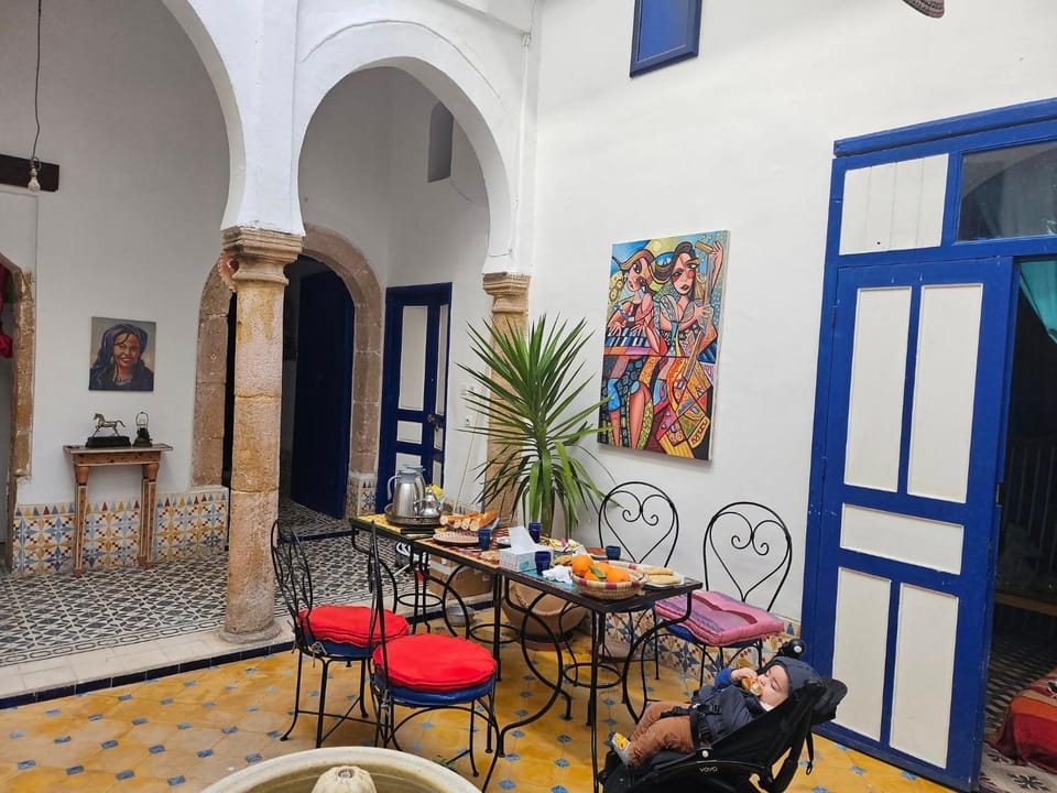 Property building, Breakfast