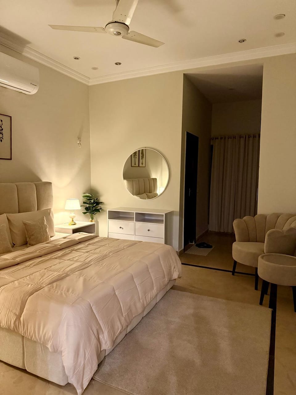 Designer 2BHK Suite, City Center Islamabad, 3300 sq ft House in Islamabad