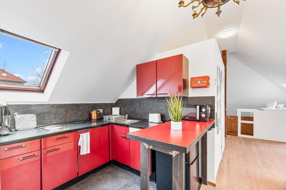 Kitchen or kitchenette, Dining area, dishwasher, oven, stove, toaster