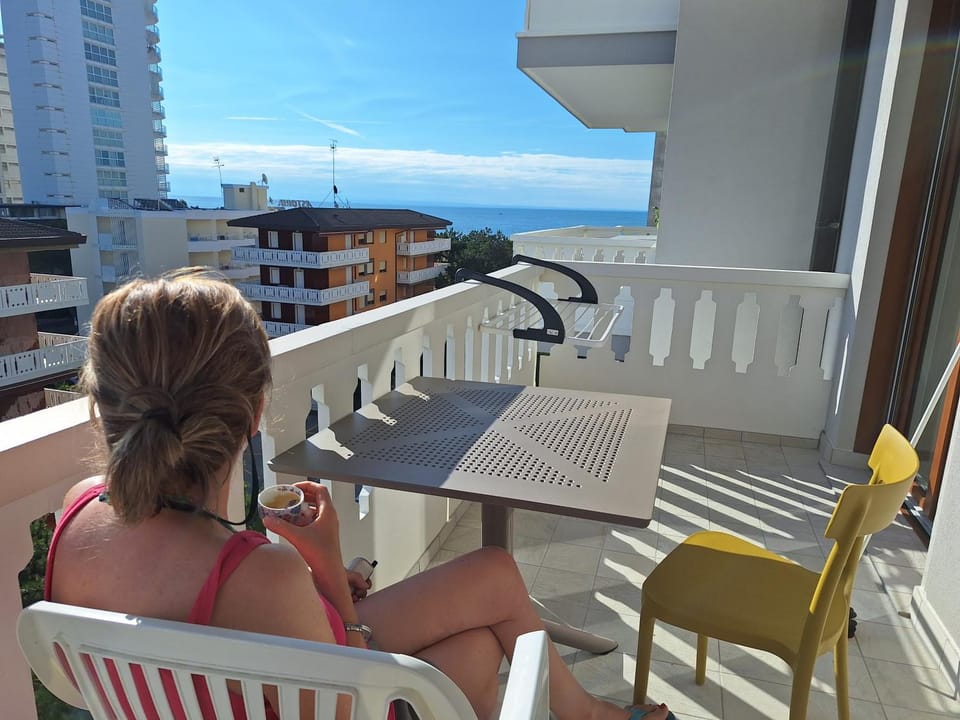 View (from property/room), Balcony/Terrace
