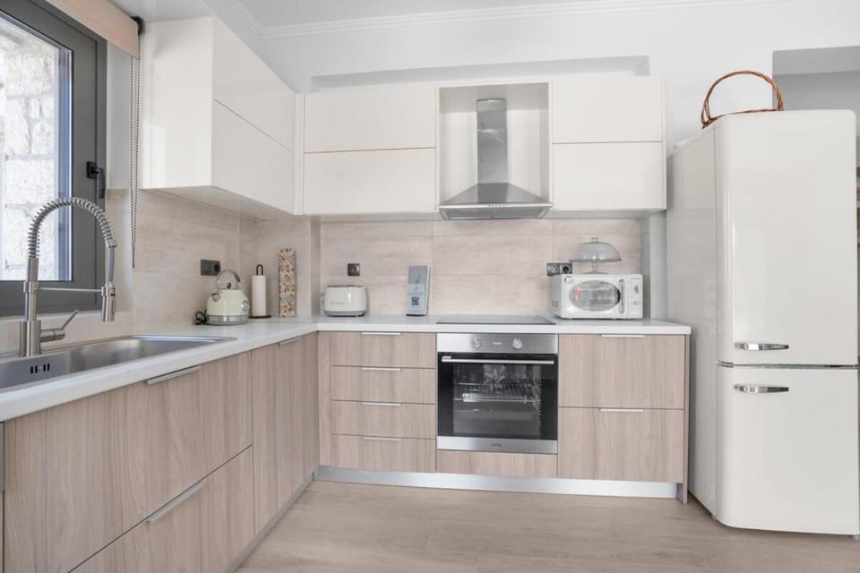 Villa Chriselia - 3 Bedrooms With Sea Access Villa in Peloponnese, Western Greece and the Ionian