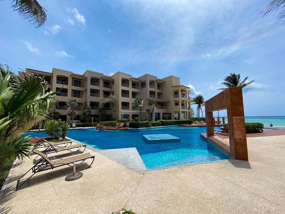 El Faro 304 CORAL 3 Bdr Penthouse Apartment in Playa del Carmen