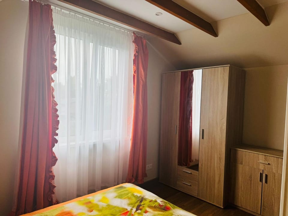 Bedroom, wardrobe