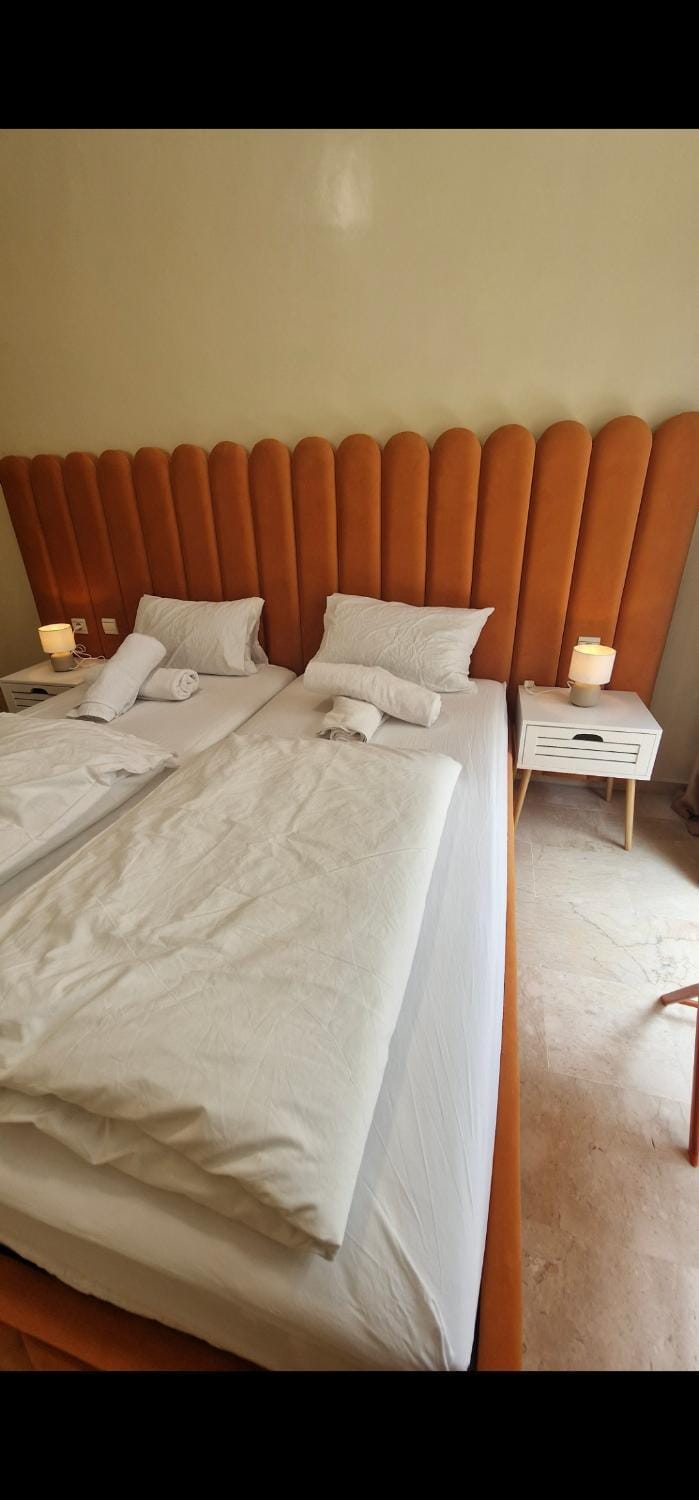 2Roms 5mn Palmier Maarif Distriktet Wifi Rapide A4 Apartment in Casablanca