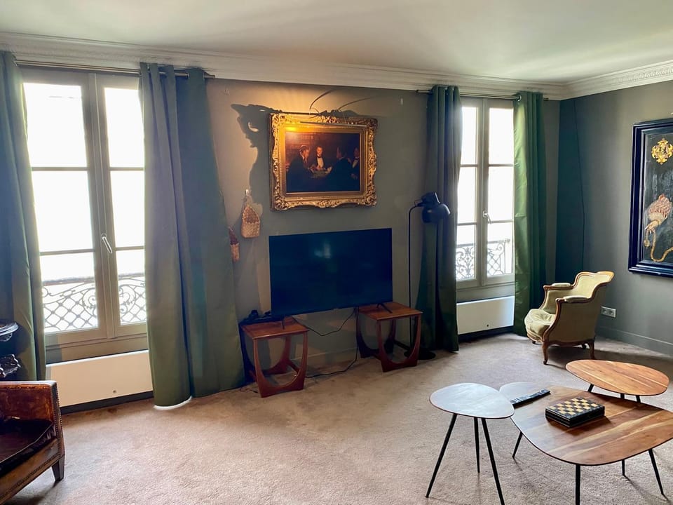 TV and multimedia, Living room, Seating area