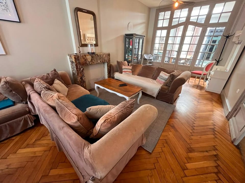 Charme et confort - Maison Roubaix 5 chambres House in Flanders
