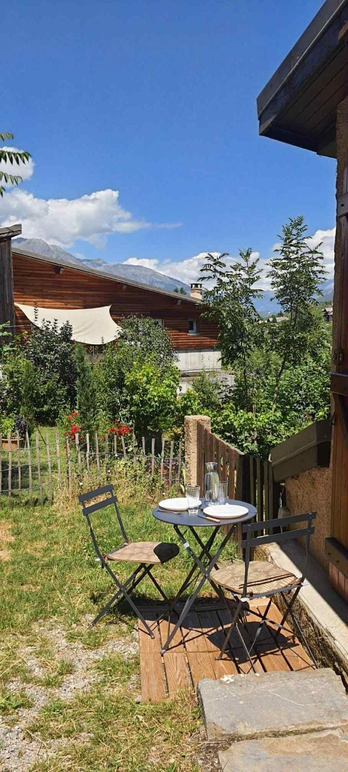 Patio, Garden