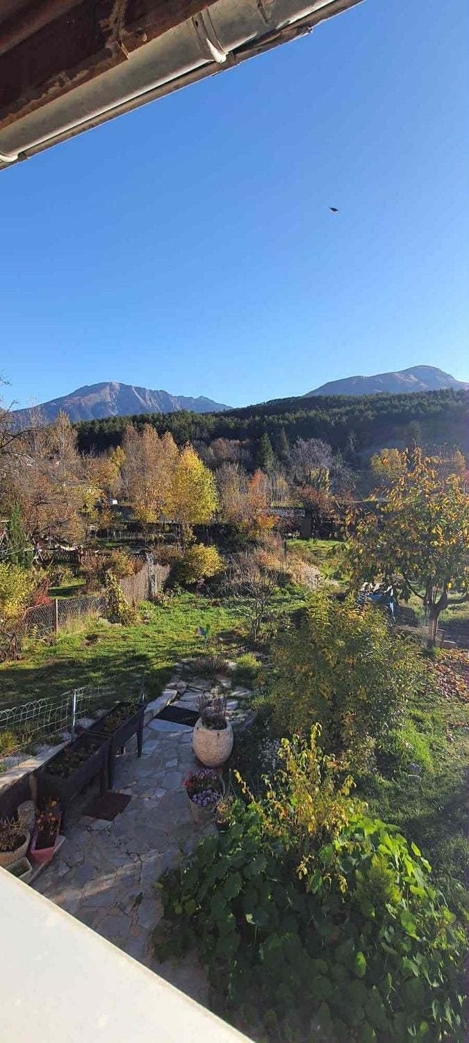 Natural landscape, Garden view, Mountain view