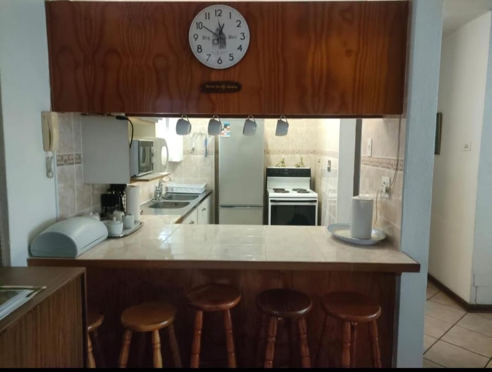 Kitchen or kitchenette, oven, toaster