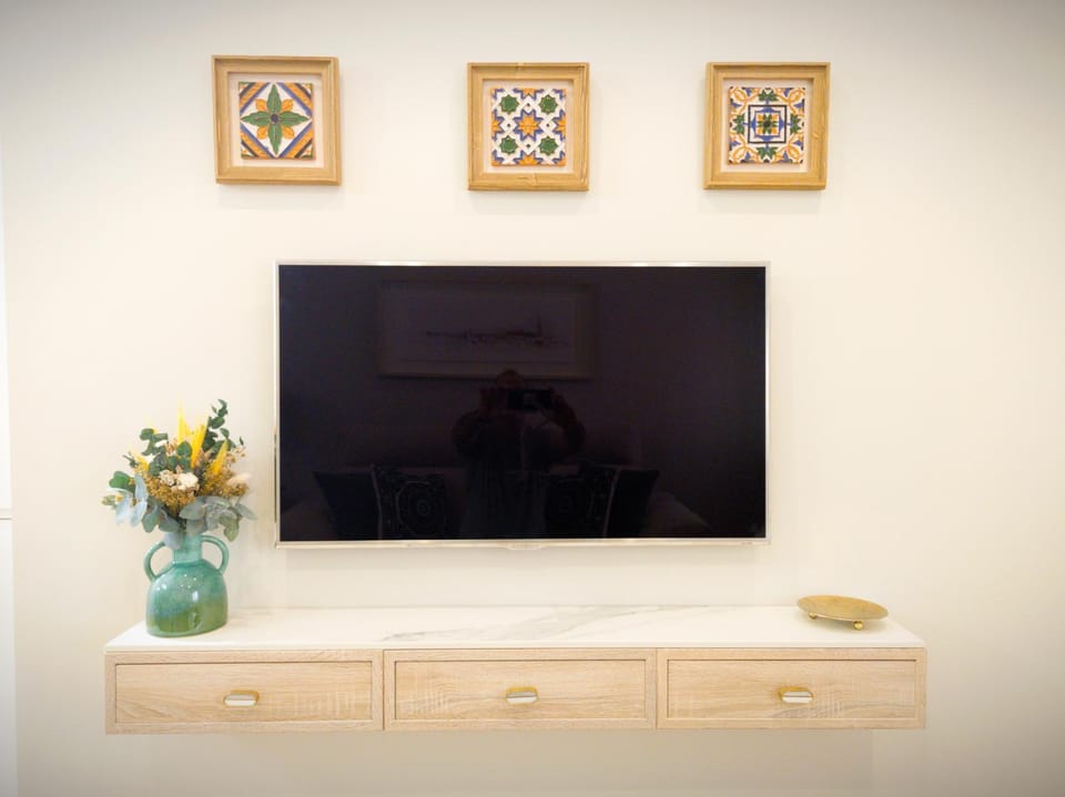 TV and multimedia