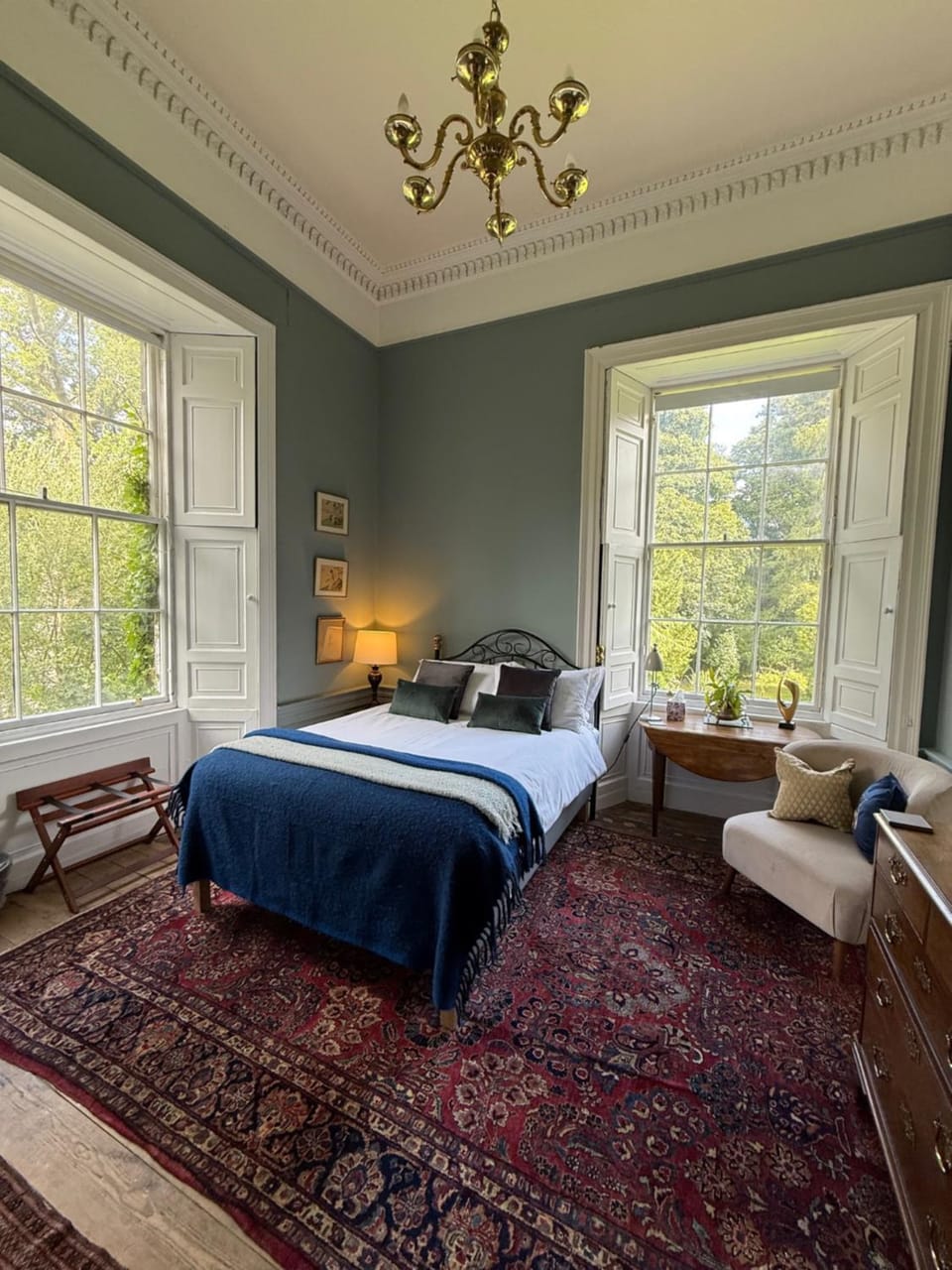 Seating area, Bedroom