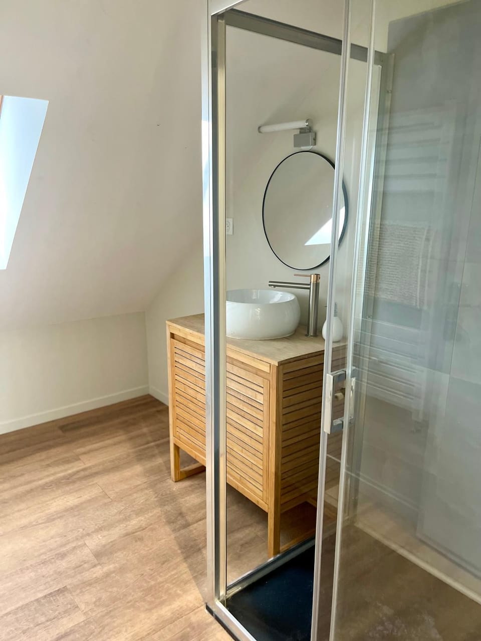 Shower, Bathroom