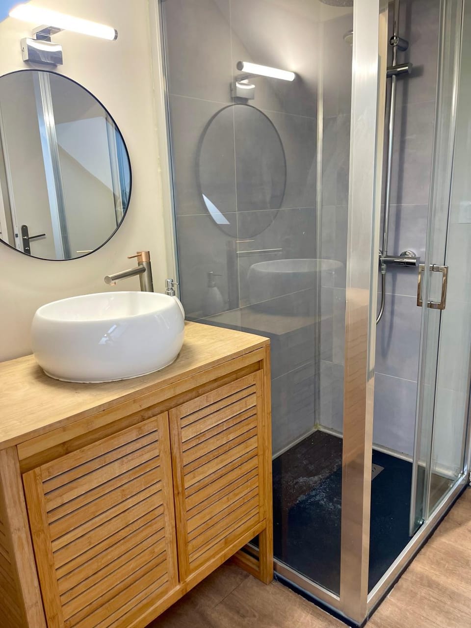 Shower, Bathroom