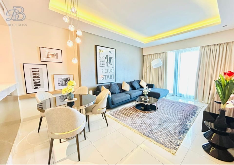 1 Bedroom Apartment in Paramount Tower - A Apartment in Dubai