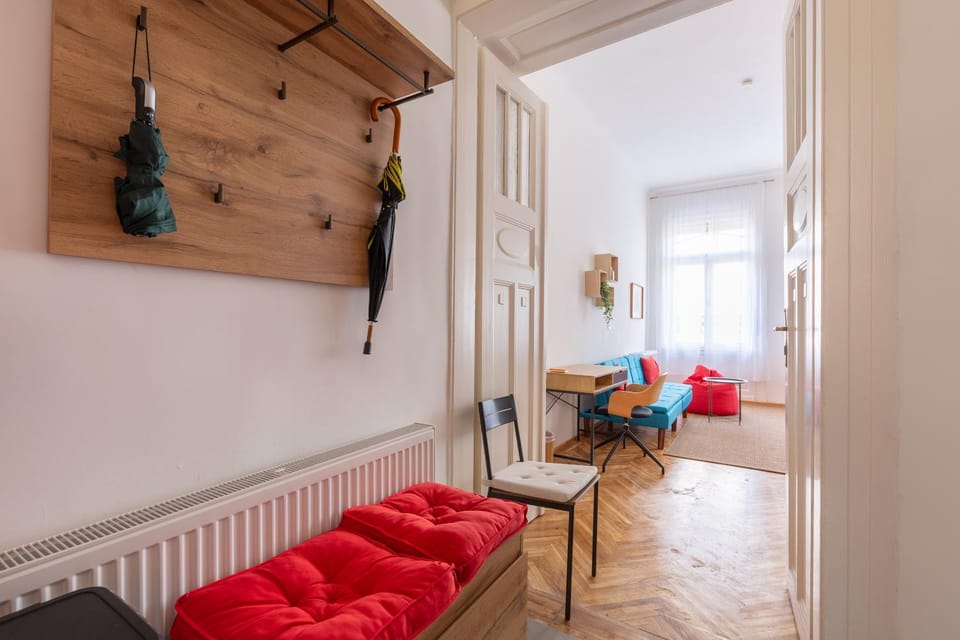 VIG26 Bright and spacious apt by the Rákóczi Market Hall Apartment in Budapest