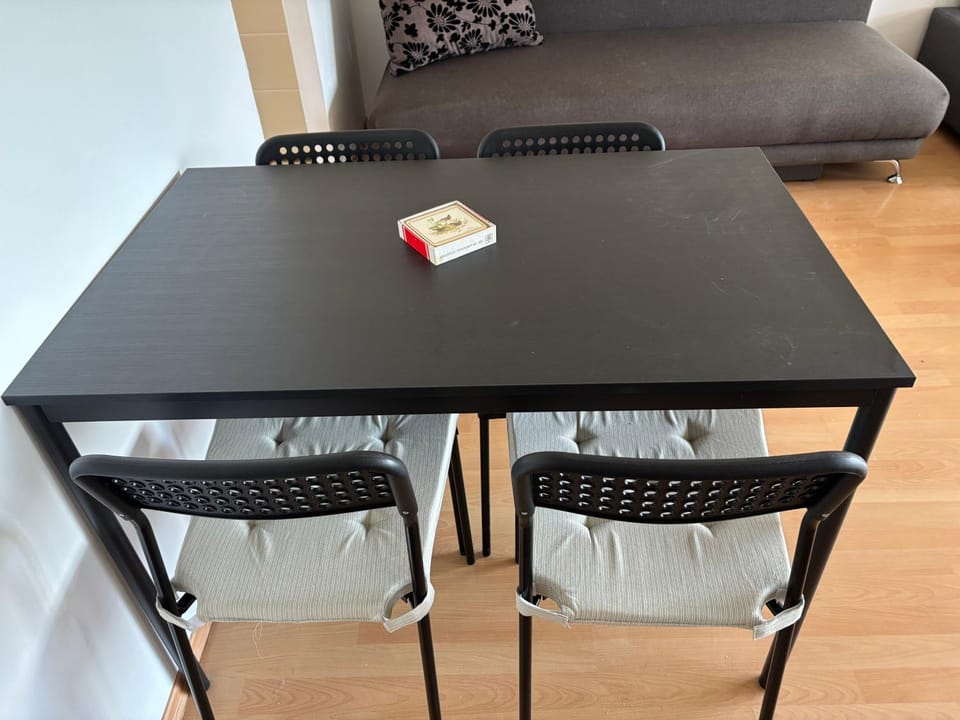 Living room, Seating area, Dining area