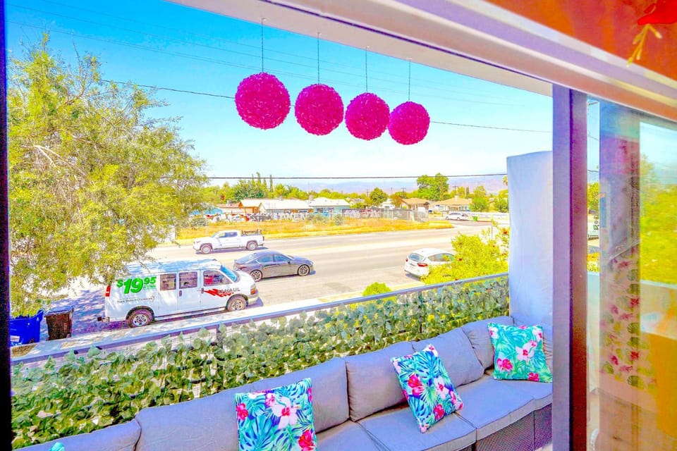 View (from property/room), Balcony/Terrace