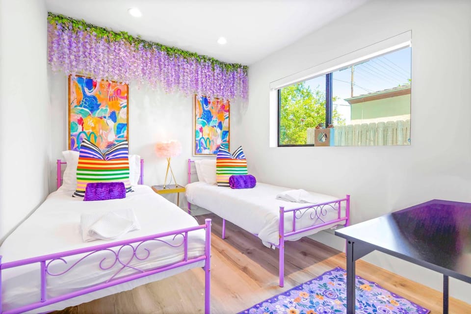 Bed, Bedroom
