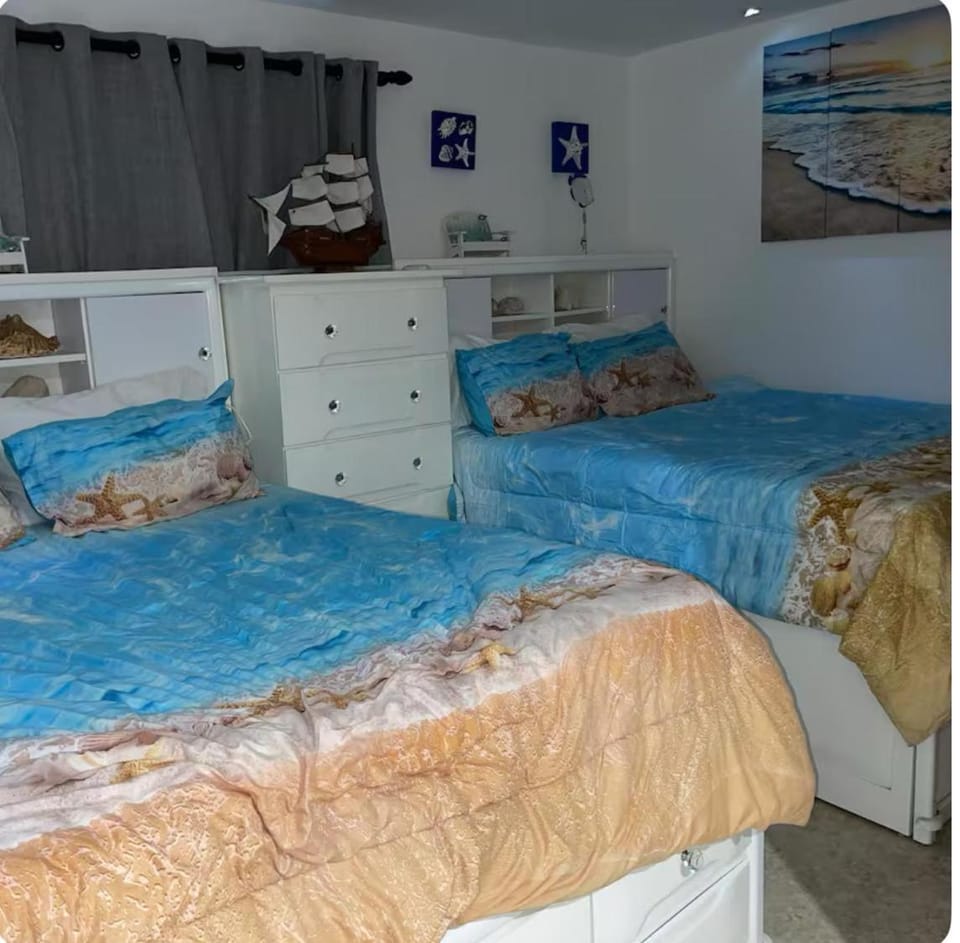 Beachfront Three Bedroom apt with Jacuzzi Apartment in Juan Dolio
