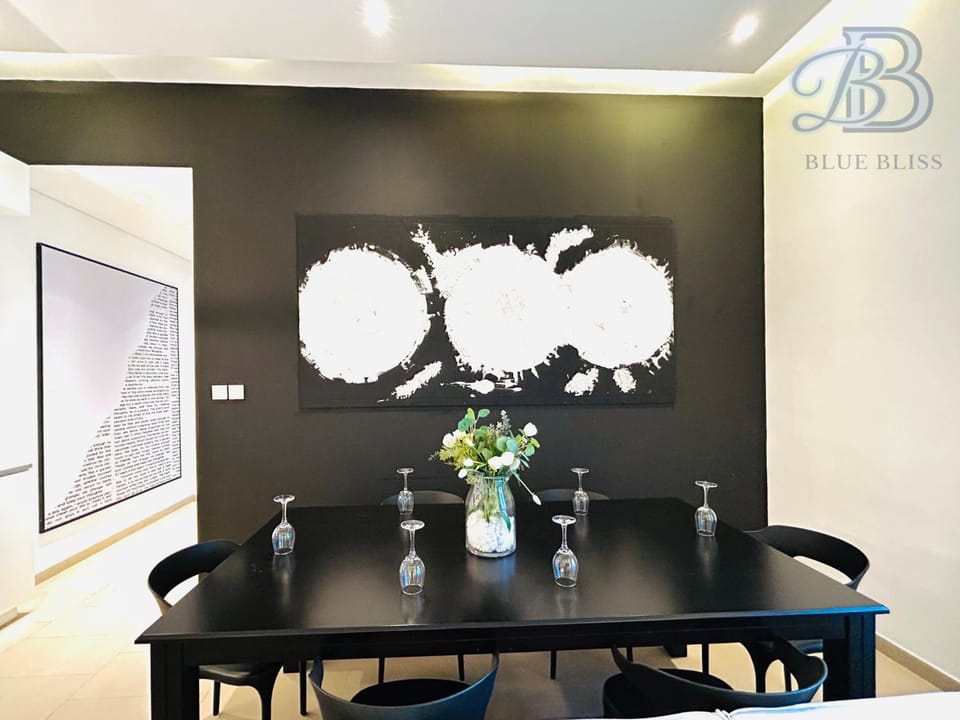 Stylish 2 Bedroom Apartment in the Heart of JVC - with swimming pool, fully equipped gym, outdoor steam room, kids play area & lots more Apartment in Dubai