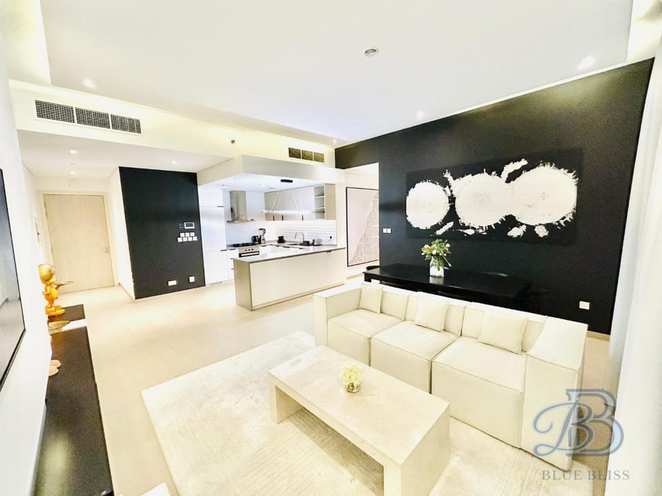 Stylish 2 Bedroom Apartment in the Heart of JVC - with swimming pool, fully equipped gym, outdoor steam room, kids play area & lots more Apartment in Dubai