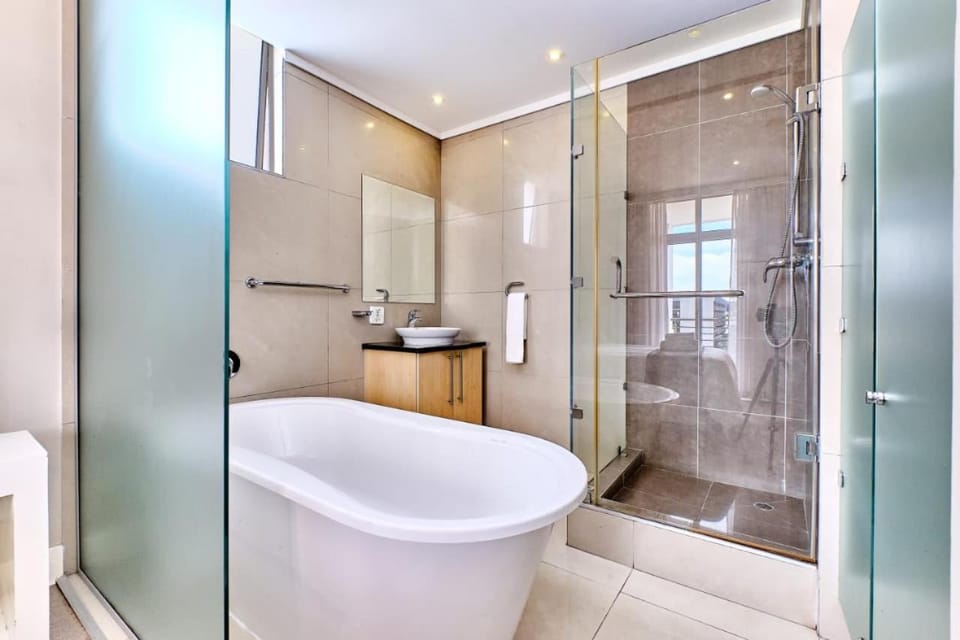 Glammys Suites at Hydro Park Apartment in Sandton