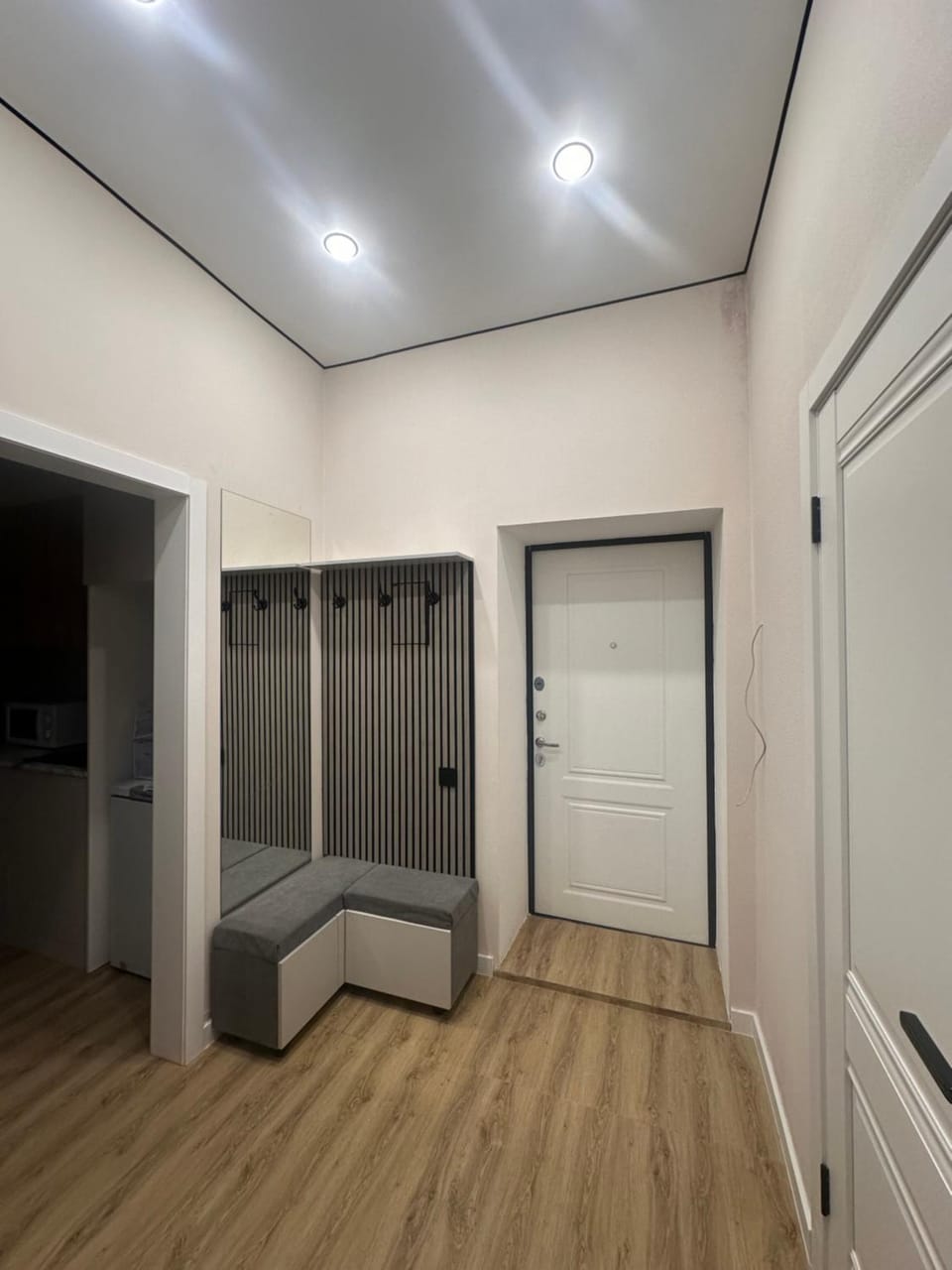 1-комнатная квартира рядом с вокзалом Нурлы Жол Apartment in Kazakhstan