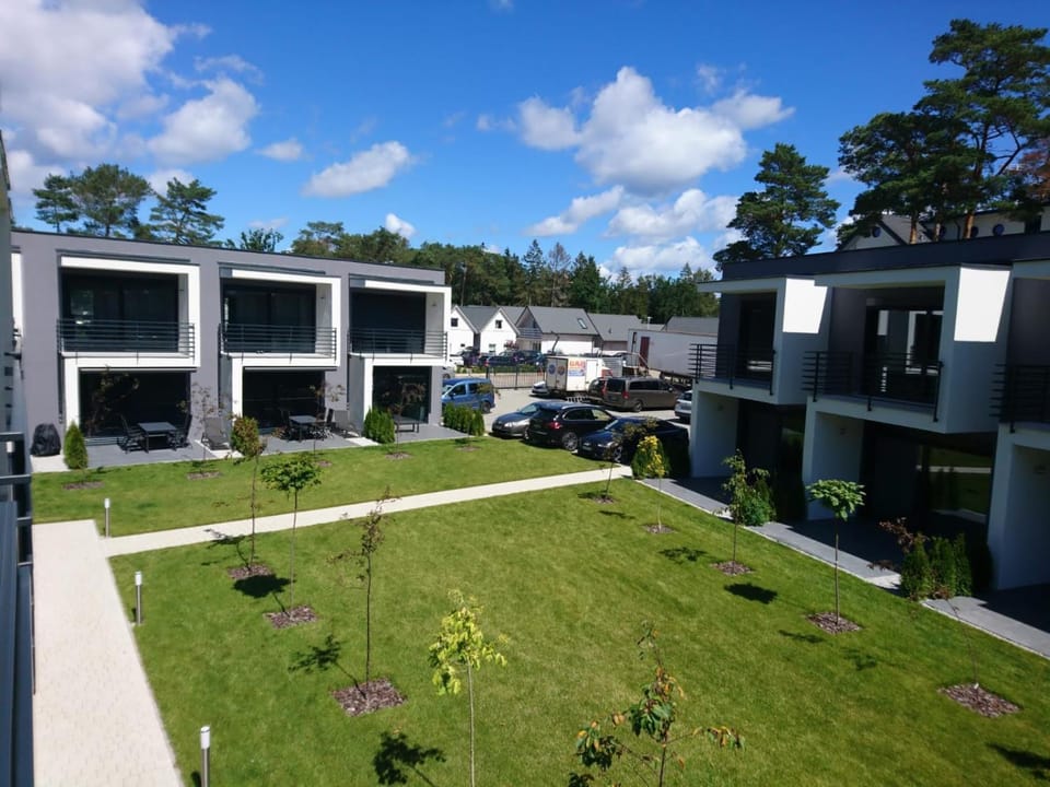 Garden view, Parking