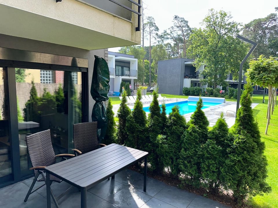 Garden view, Pool view