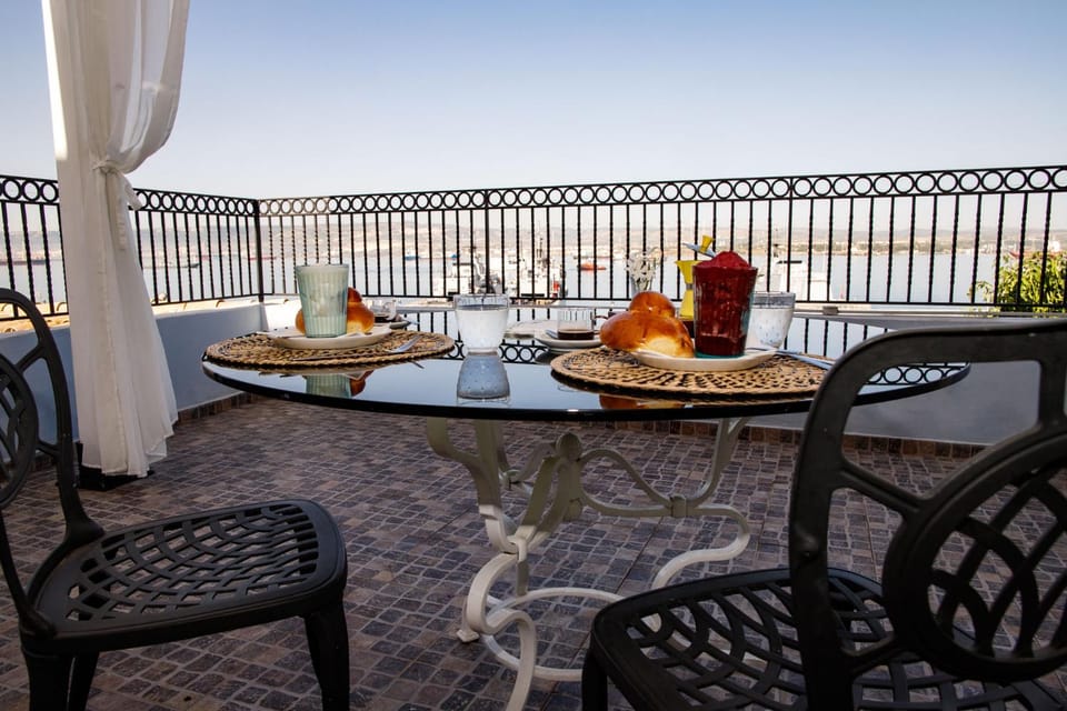View (from property/room), Balcony/Terrace, Sea view
