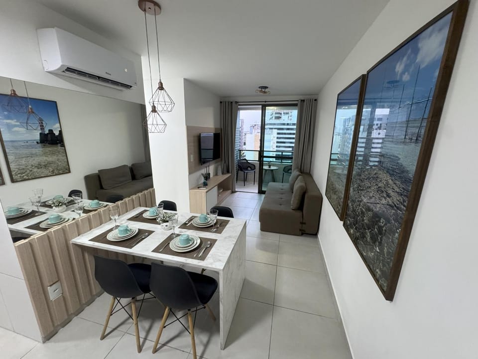 TV and multimedia, Living room, Dining area, air conditioner