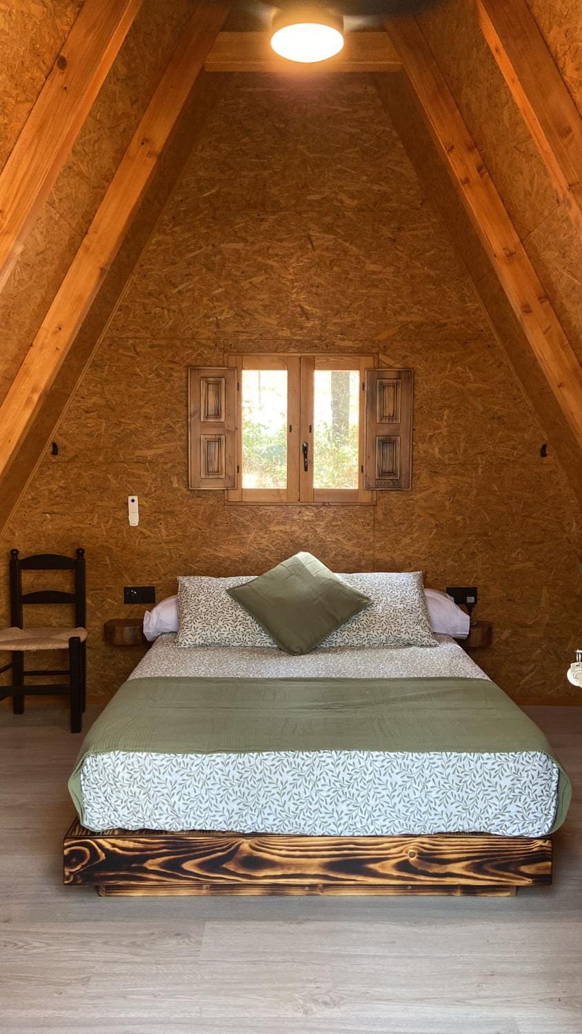 Bed, Bedroom