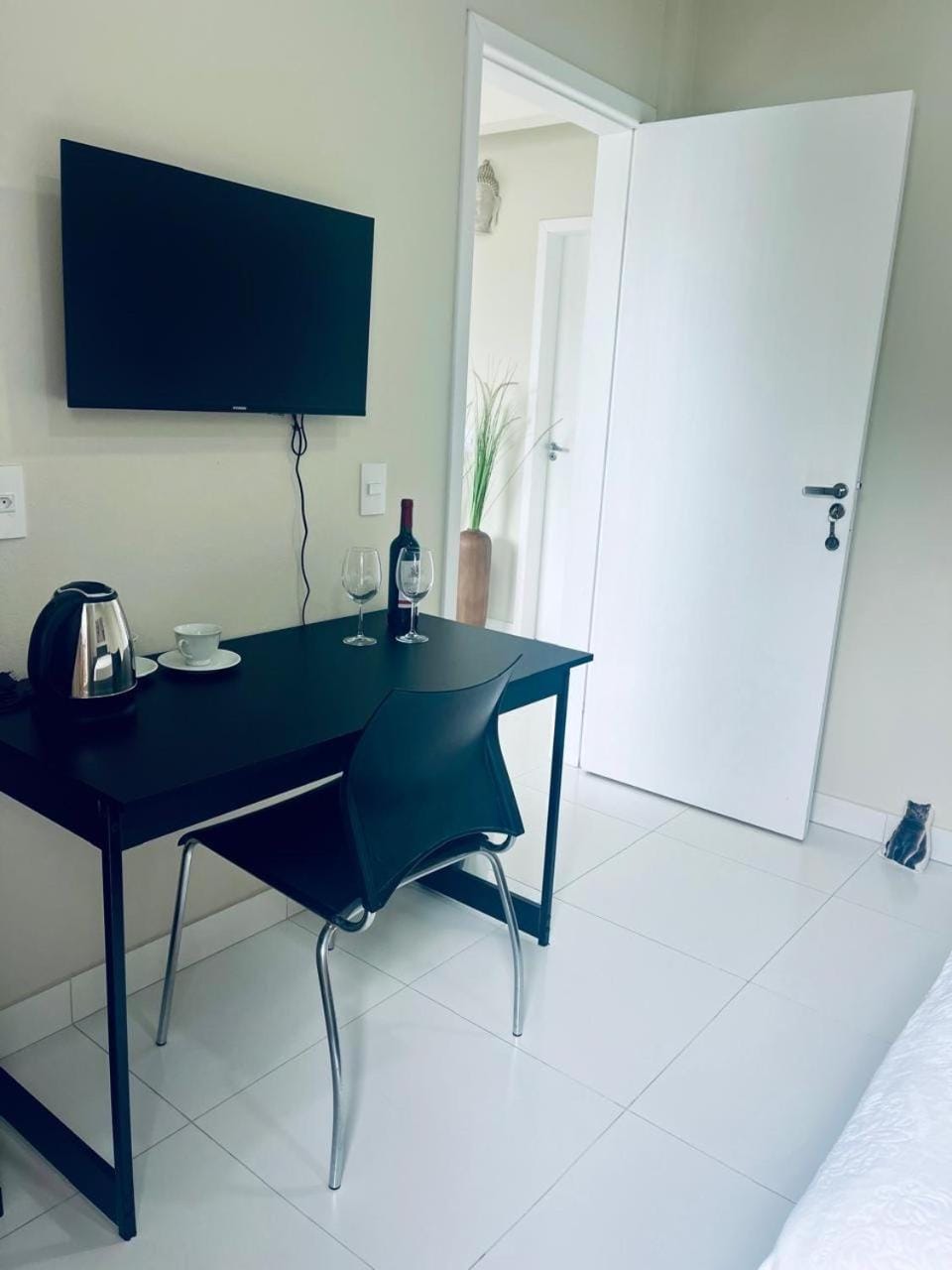 MarisC&LHouse 1- Quarto casal Vacation rental in Porto Belo