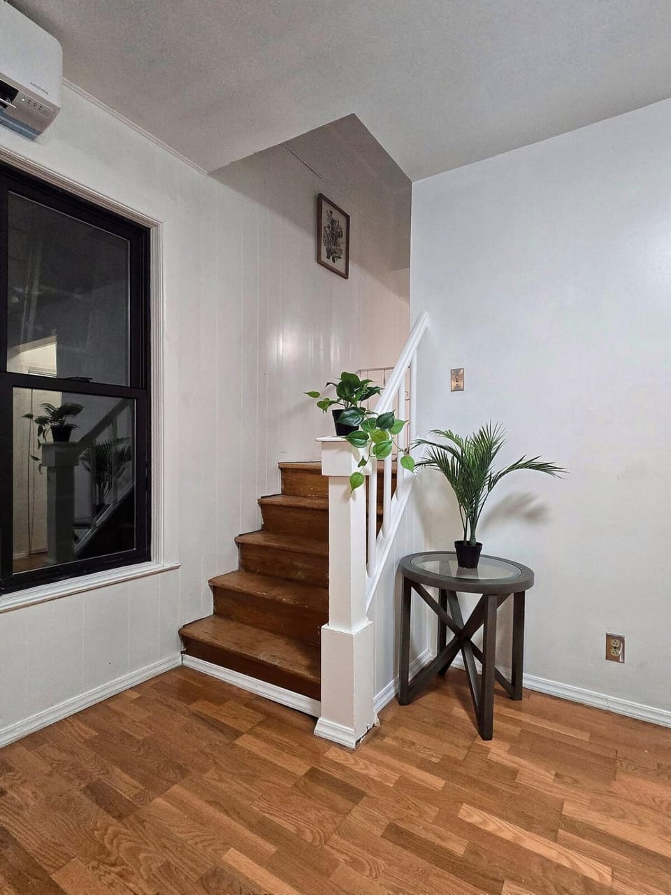 Farjahan's Apartments Apartment in Woodhaven