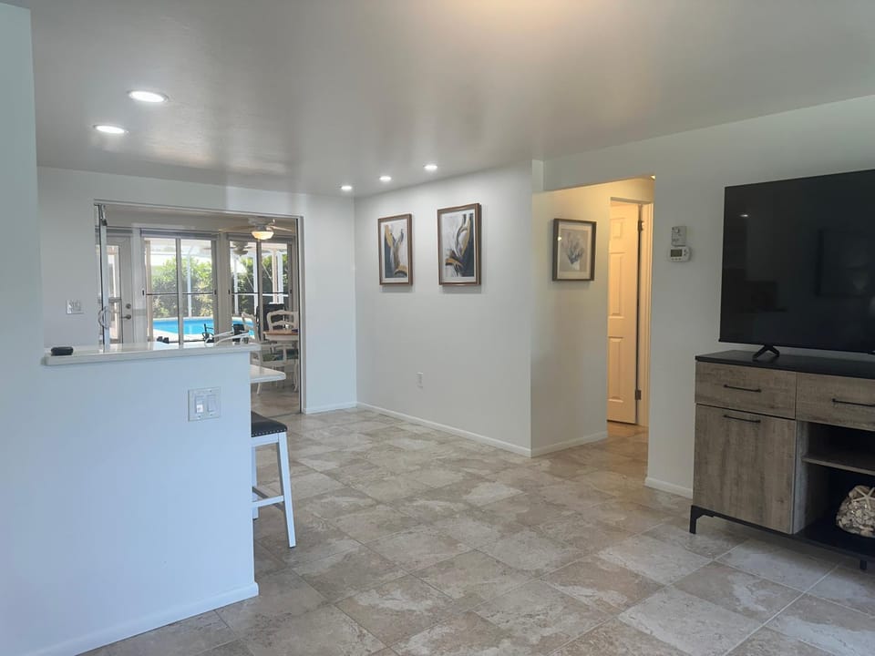 Charming 3-bedroom house in delightful Englewood House in Manasota Key