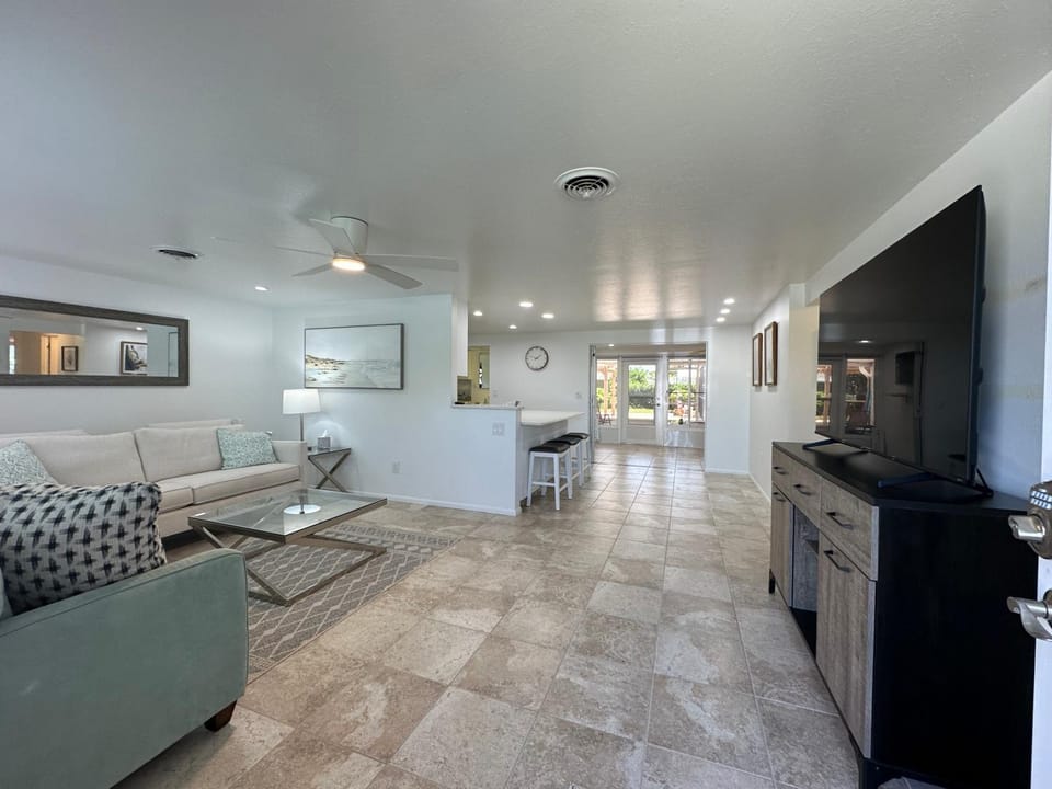 Charming 3-bedroom house in delightful Englewood House in Manasota Key