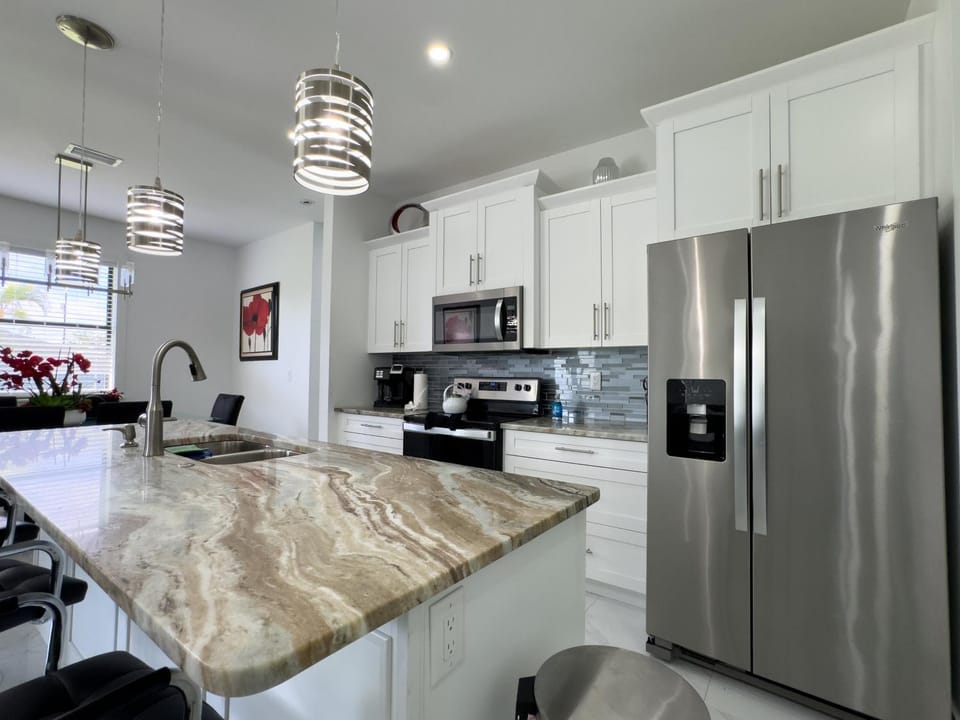 The Black & White House House in Cape Coral