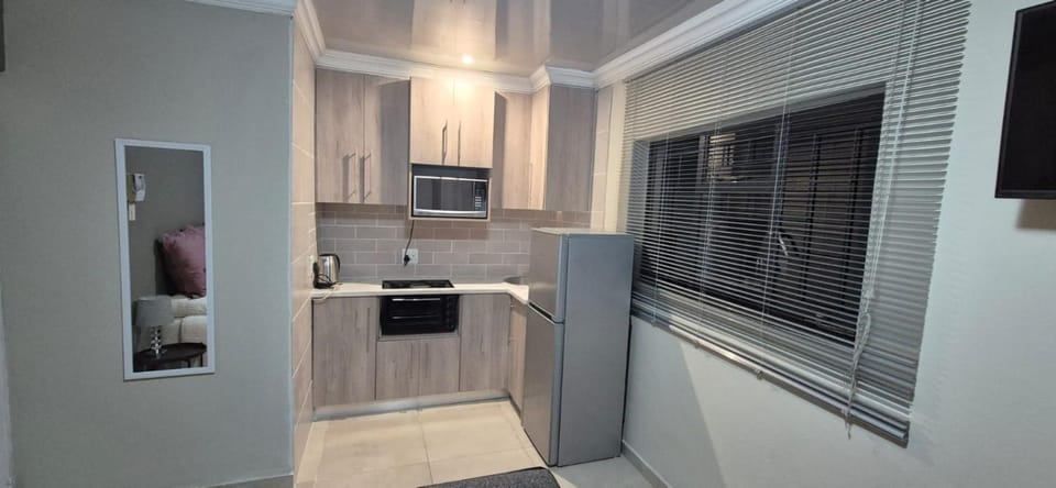 Ekuhlaleni - A home away from home R8 Apartment in Pretoria