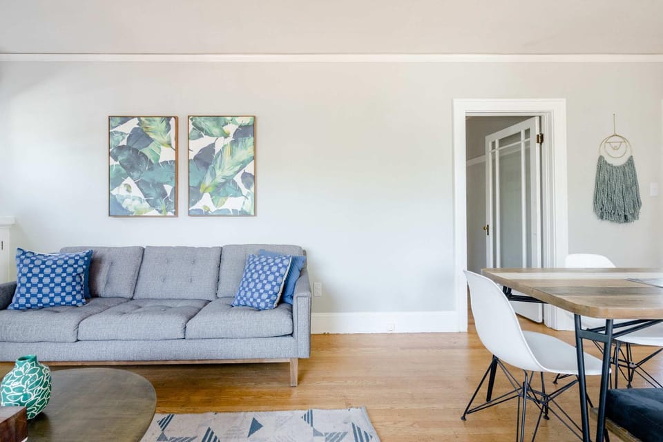 Stay Portland - Alberta Arts Haven - 2BR - 4 Guests - Walk to Eats House in Portland