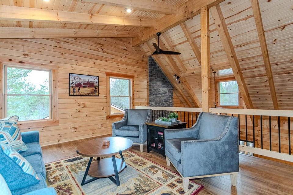 Woodside Retreat House in Lake Erie