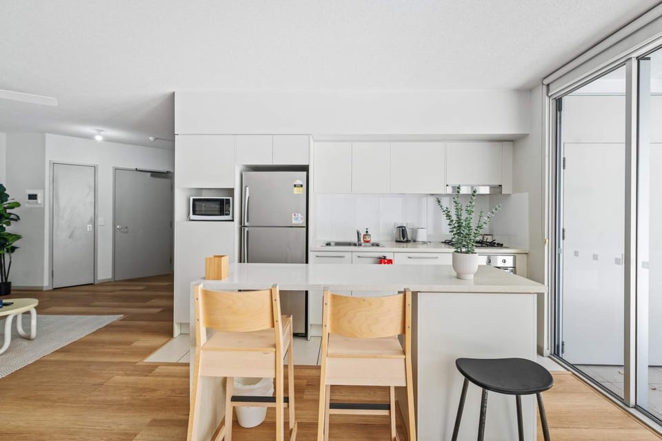 CASSA KG - 1B1B Modern Apartment Close to QUT & City Apartment in Brisbane