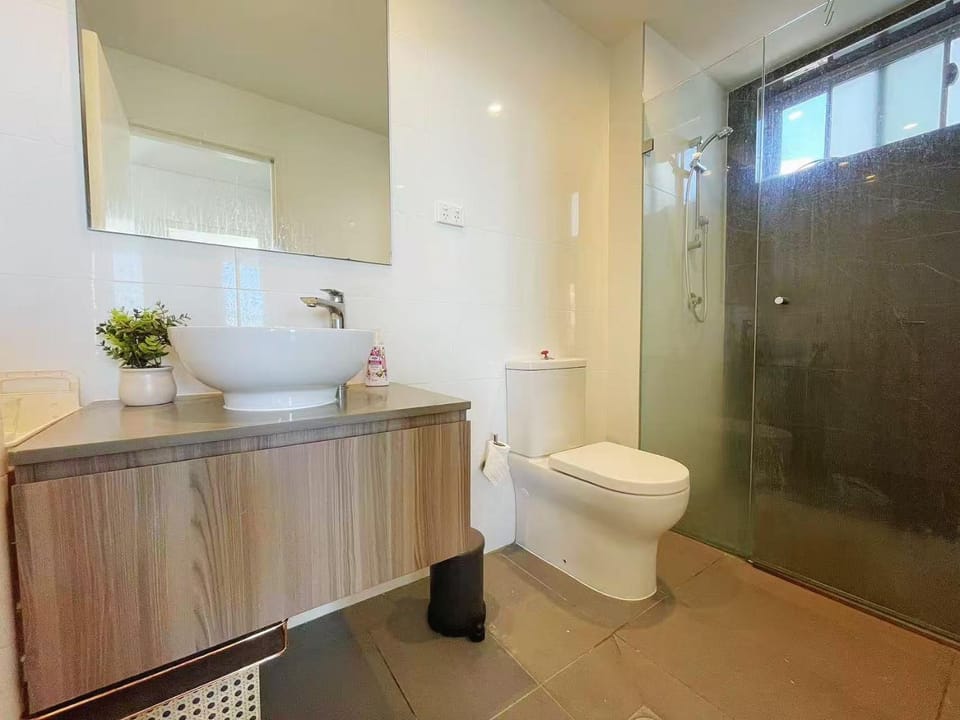Cozy 1B1B in Burwood CBD Apartment in Sydney